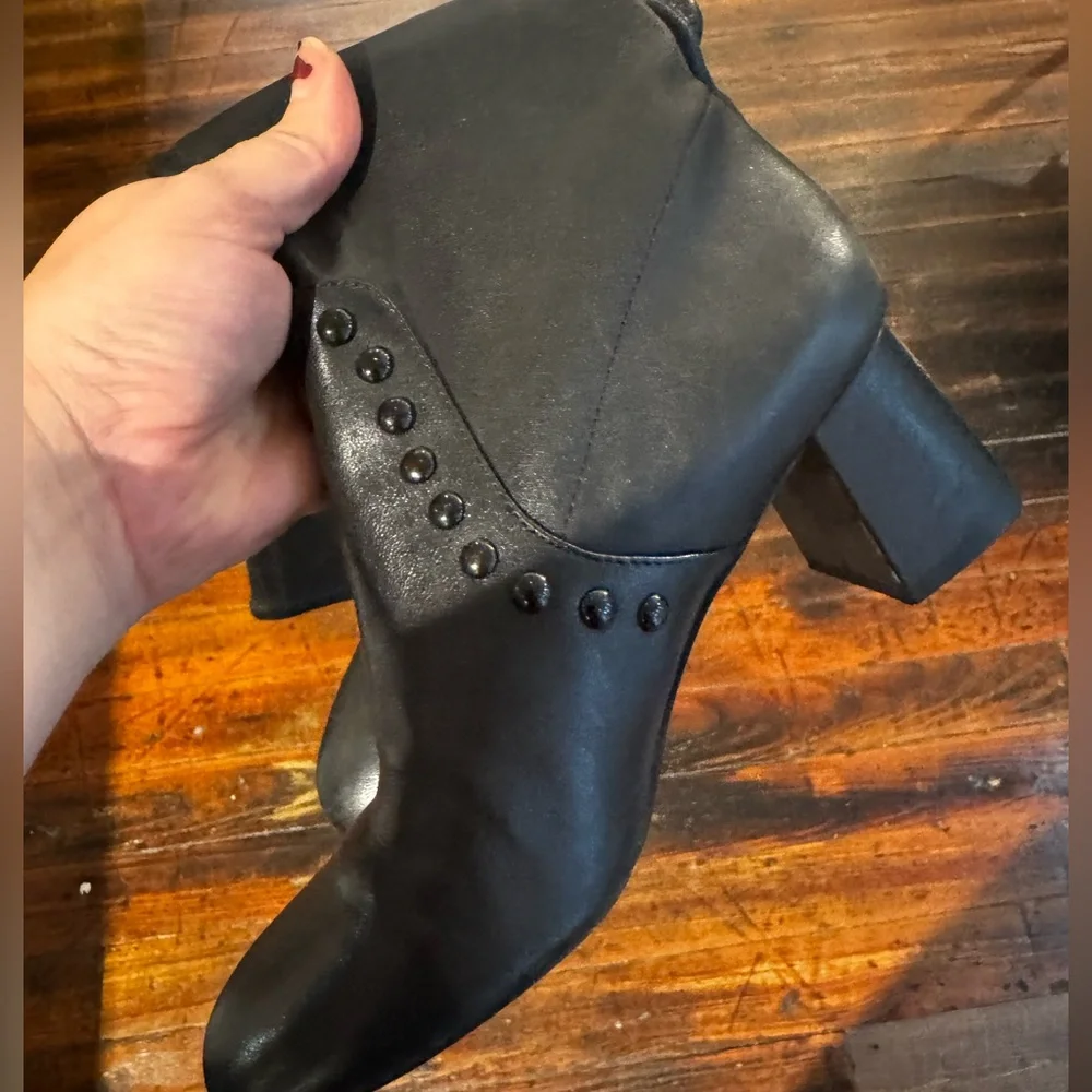 Coach Britney Pull on Boots, Black Leather Boots, Size 6, Button Details - Picture 8 of 11